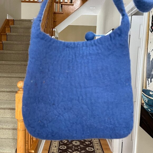 Wool Crossbody Bag - Felted wool bag from Nepal - Picture 3 of 13